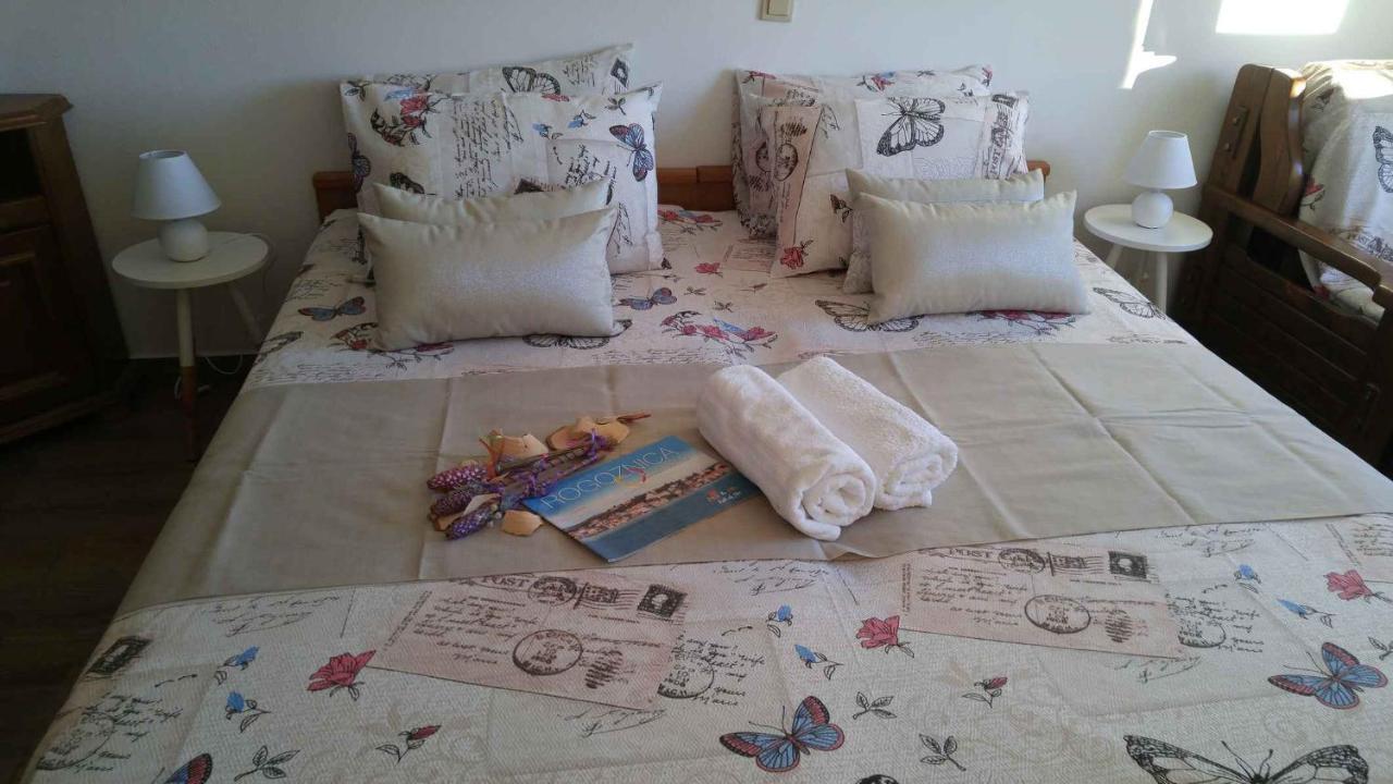 Vera Apartment 1 Rogoznica  Room photo